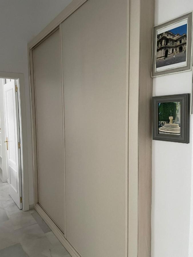Piso A 60 Metros De La Catedral Apartment Seville Exterior photo